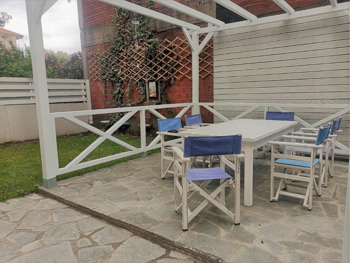 Spitaki Apartments Potos Exteriör bild